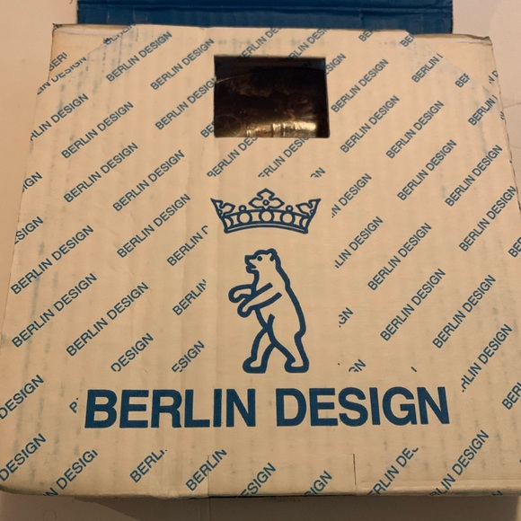 Berlin Design fine china collectors plate German Beautiful - Picture 2 of 6